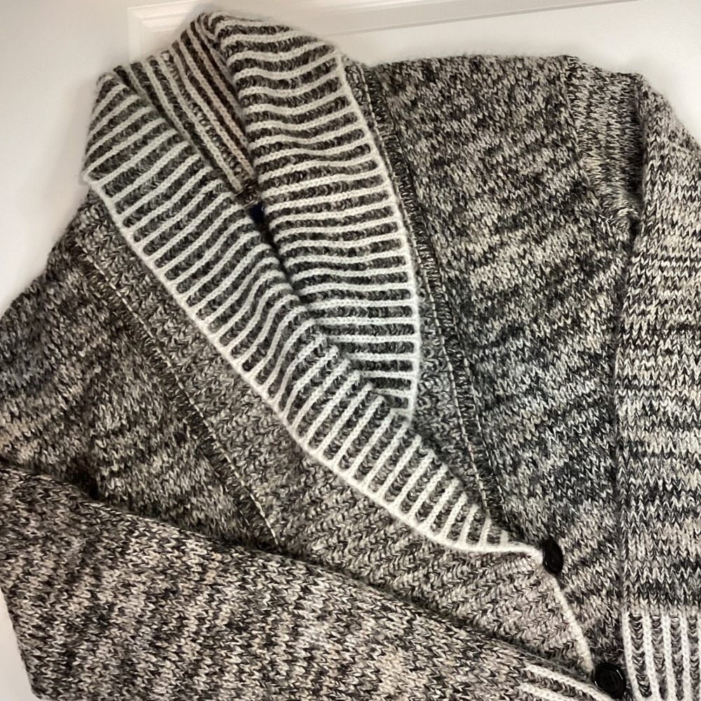 Gap Womens XS Gray Marled Shawl Collar Button Front Chunky Knit Cardigan Sweater